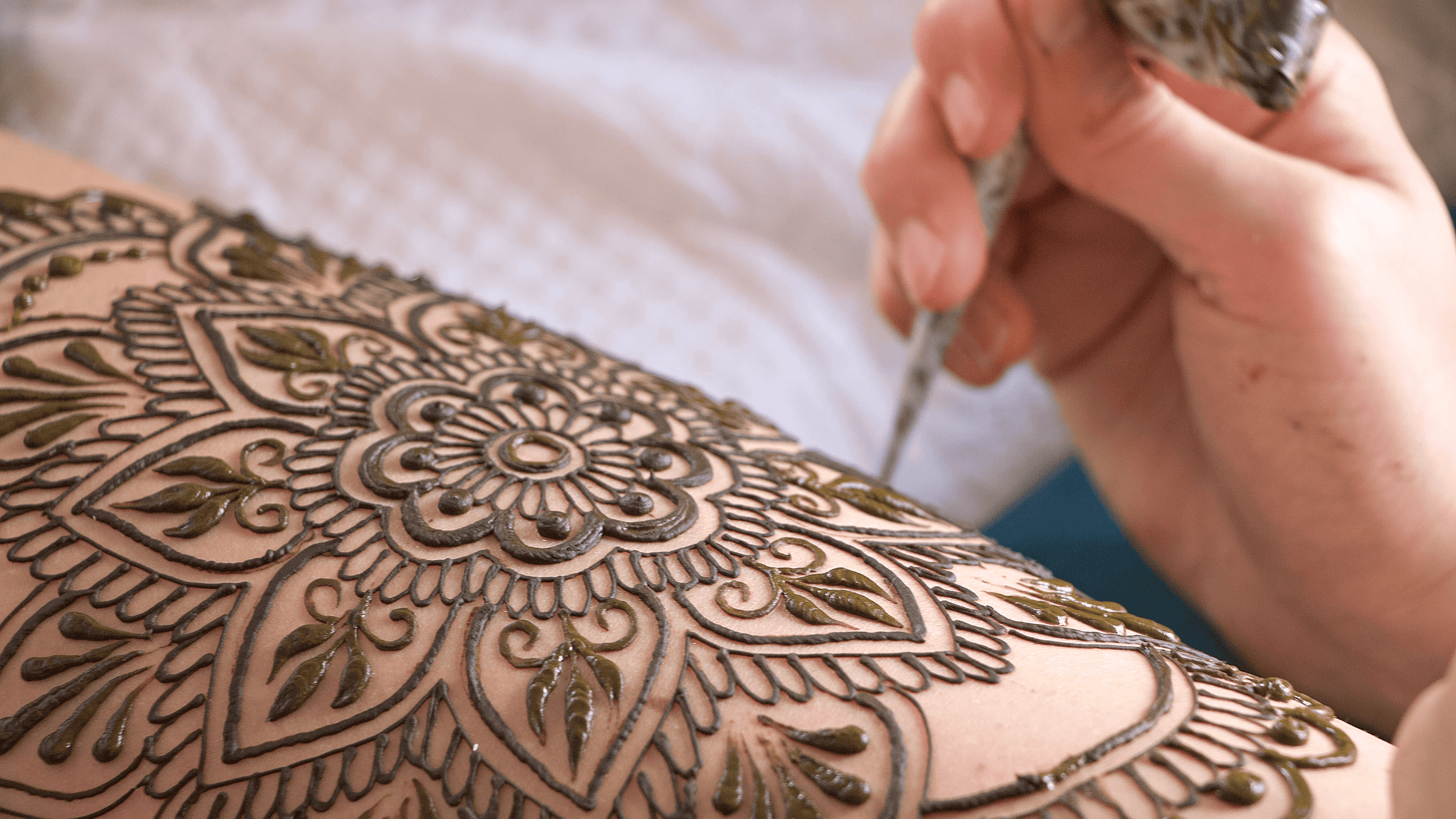 From Henna to Ink: Temporary vs. Permanent Tattoos